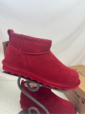 New Bearpaw Red Shorty Boots Size 9